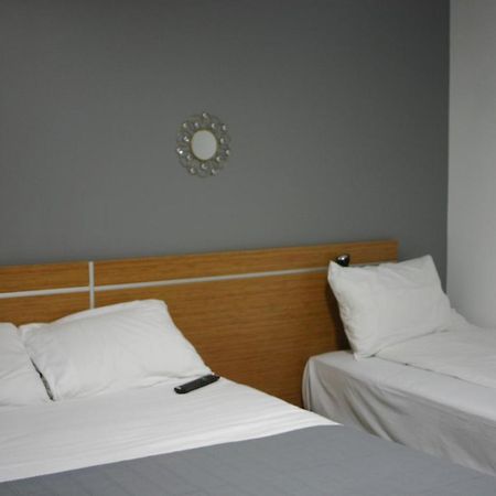 Helios Hotel Poitiers Bagian luar foto
