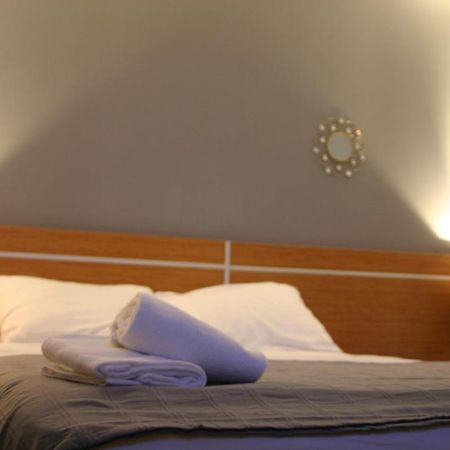 Helios Hotel Poitiers Bagian luar foto