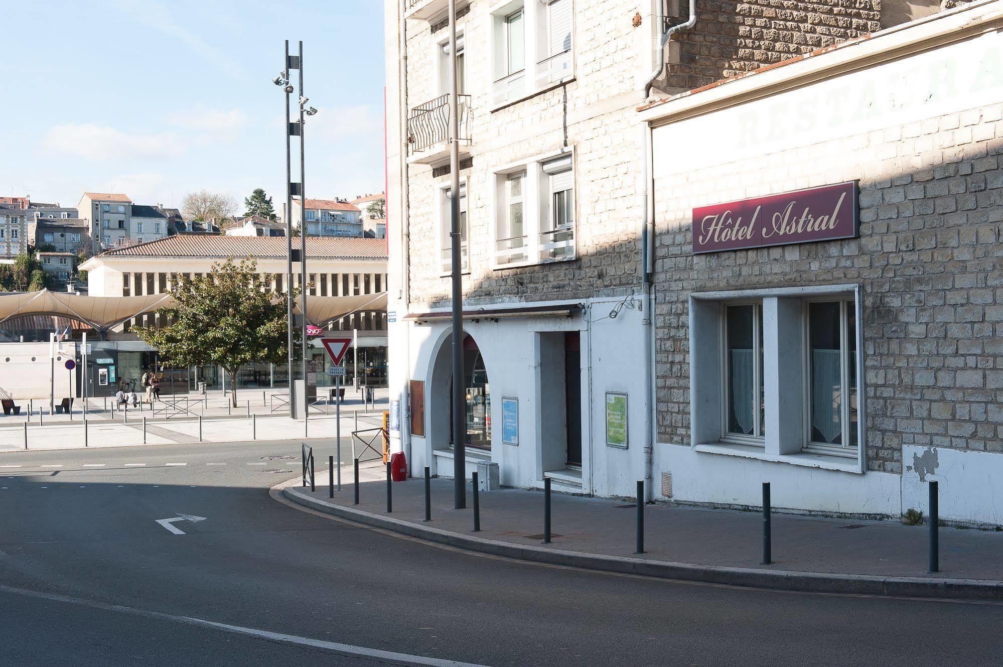 Helios Hotel Poitiers Bagian luar foto