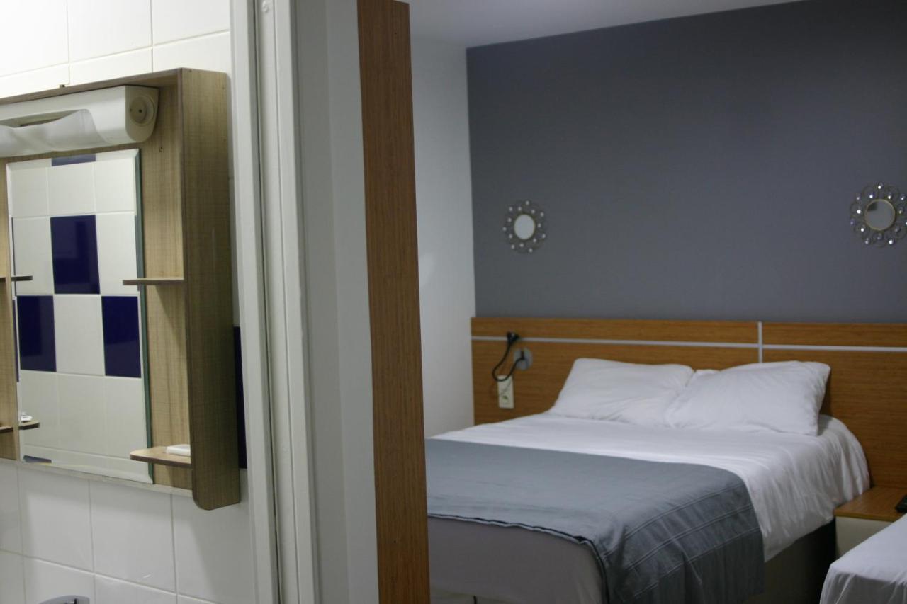 Helios Hotel Poitiers Bagian luar foto