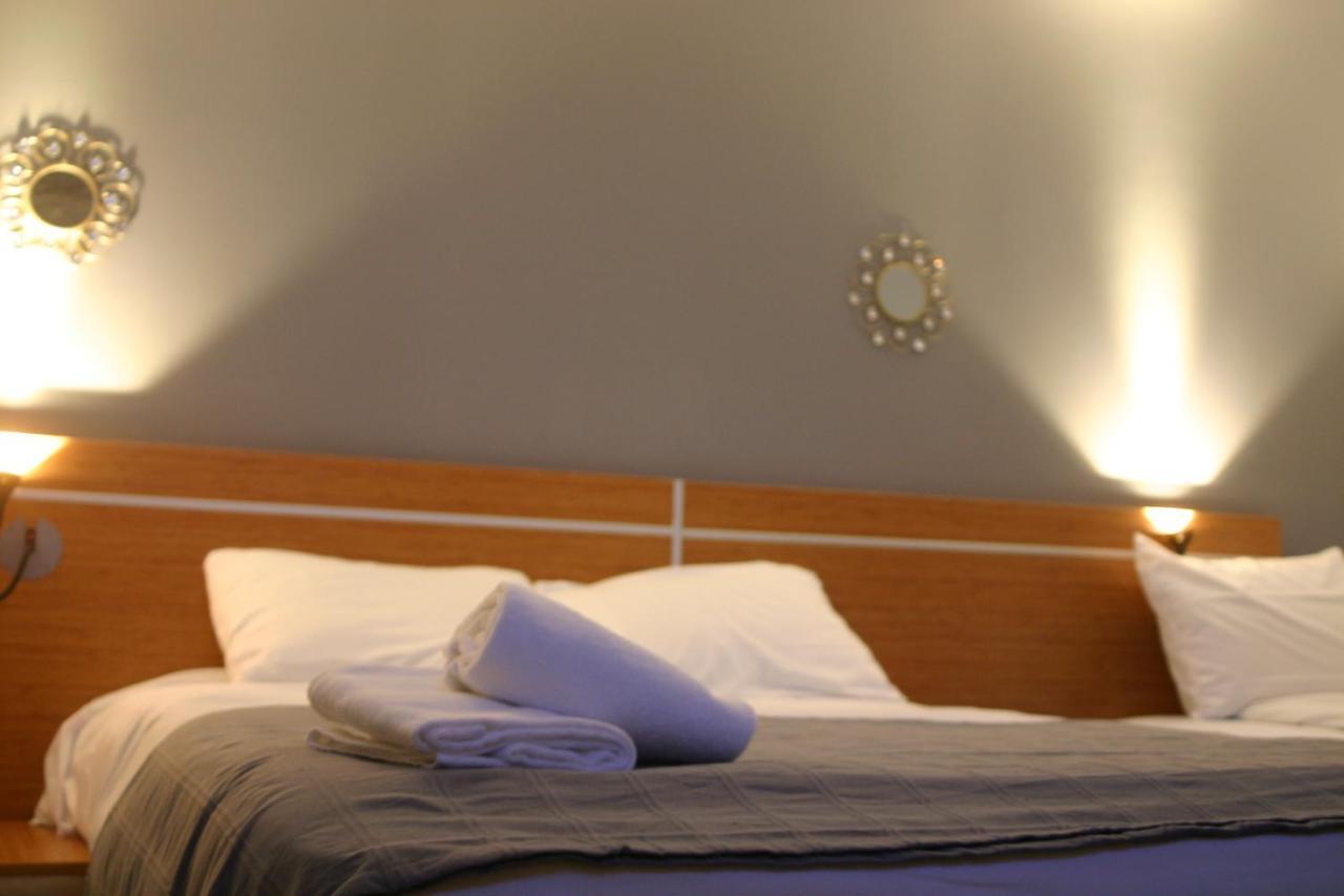 Helios Hotel Poitiers Bagian luar foto