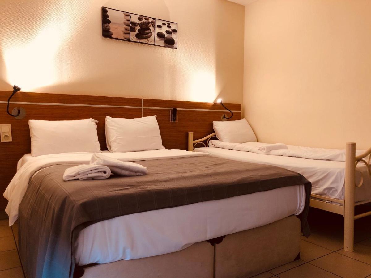 Helios Hotel Poitiers Bagian luar foto
